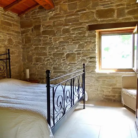 Antico Casal Del Bosco Agriturismo