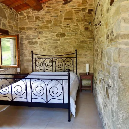 Bed & Breakfast Antico Casal Del Bosco Agriturismo